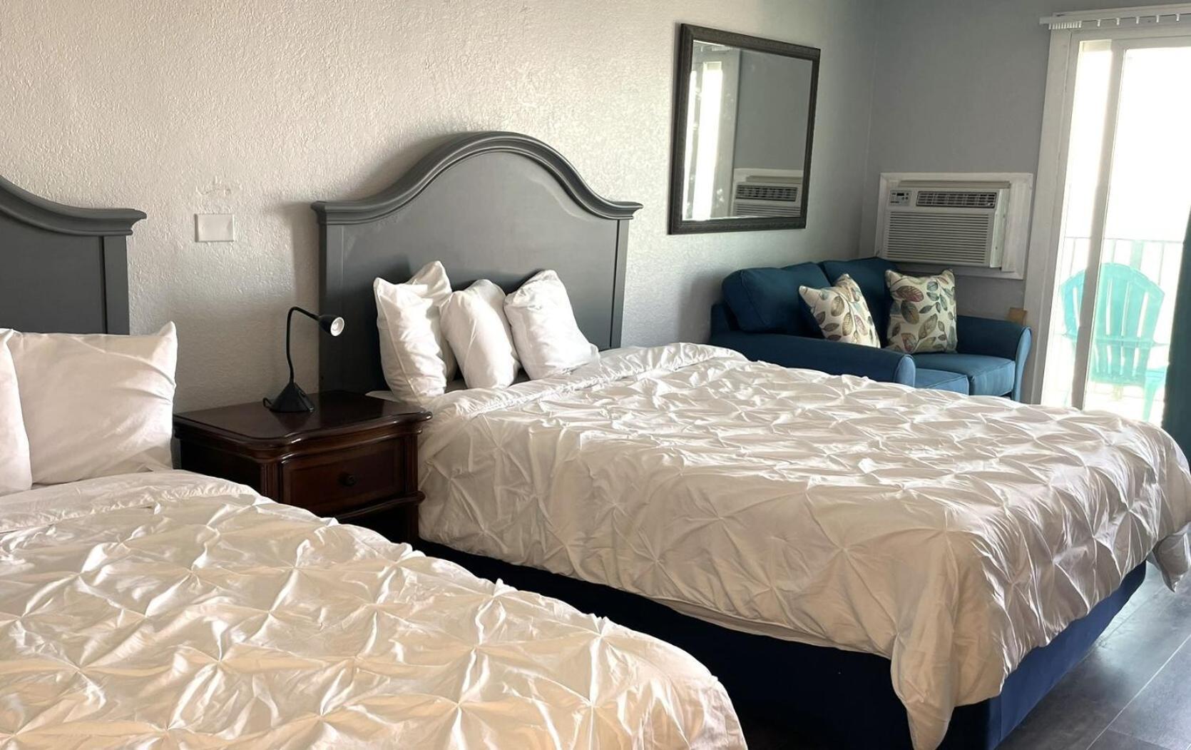 Blue Palmetto Vacation Rentals Myrtle Beach Room photo